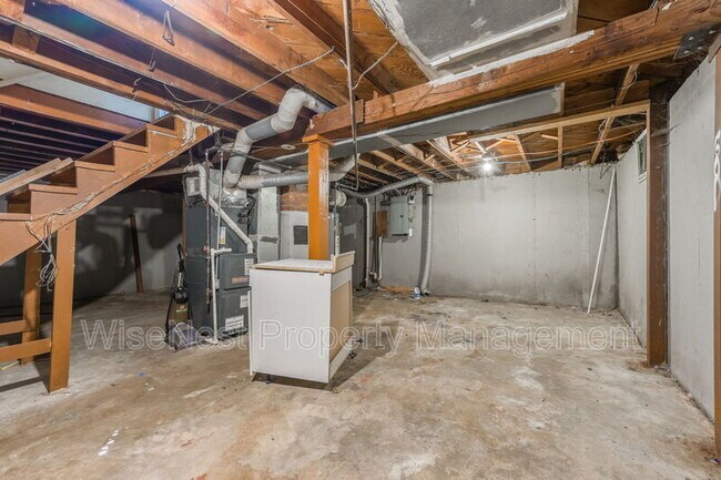 Building Photo - 5760 College Ave