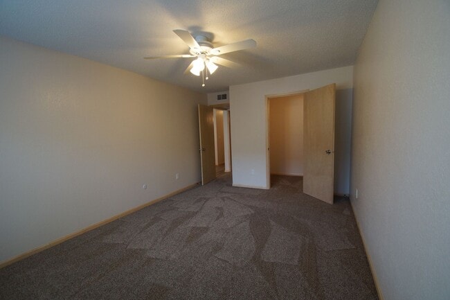 Building Photo - Modern First-Floor One Bedroom with In-Unit Laundry