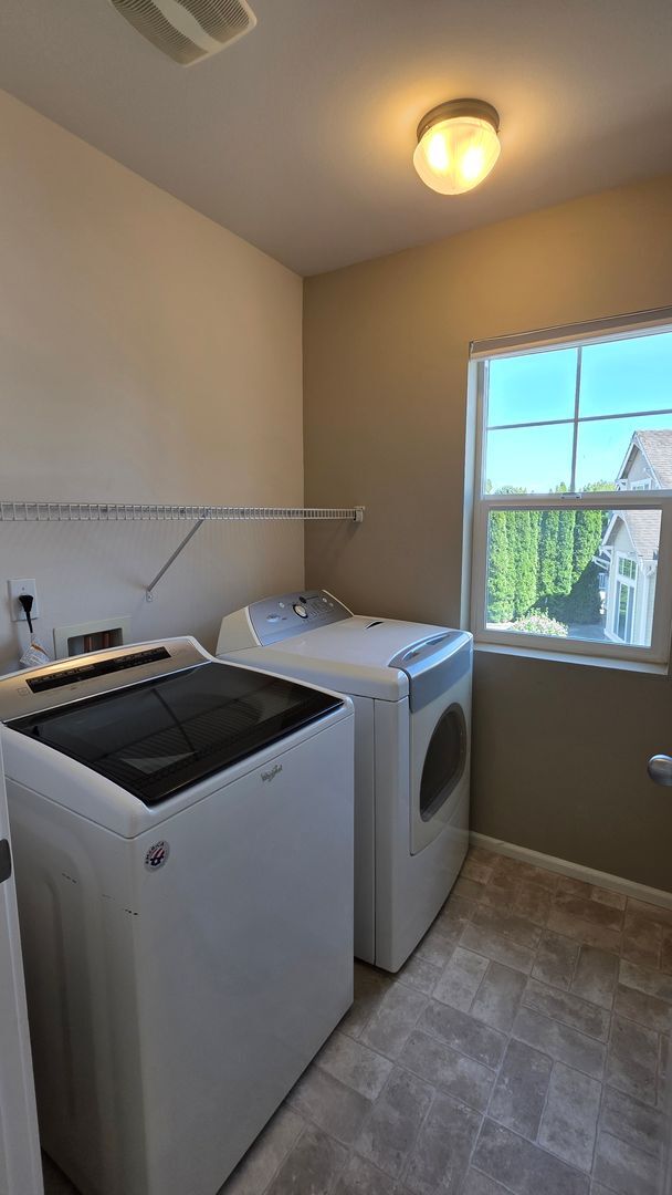 Building Photo - Kent The Parks HOA Community  3 bed, 2.5 bath rental home. Available NOW!