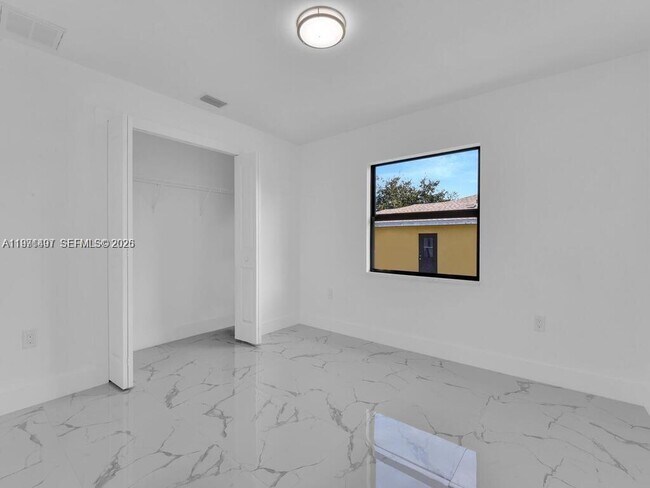 Building Photo - 5117 24th St SW