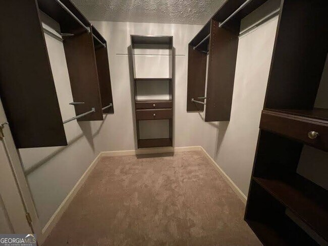 Building Photo - 6134 Millstone Run