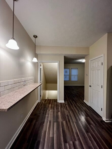KITCHEN - 269 E 13th Ave