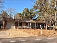 Building Photo - 7098 Calamar Dr