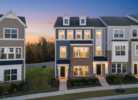 Building Photo - 315 Chesapeake Cmns St