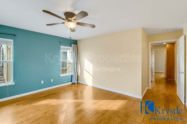 Building Photo - 664 Julmar Cir