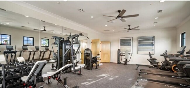 Building Photo - 11041 65th Ter E