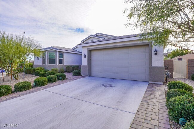 Building Photo - 799 Flowing Meadow Dr