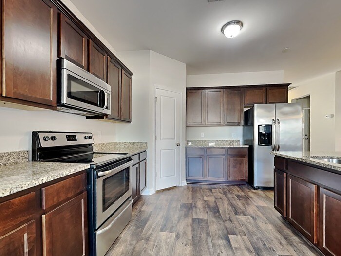 Building Photo - 134 Jeremiah Rd