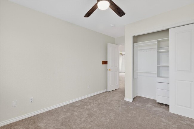 Building Photo - Stunning 5-BD 4-BA Outlook Home with Flatirons Views & Finished Basement