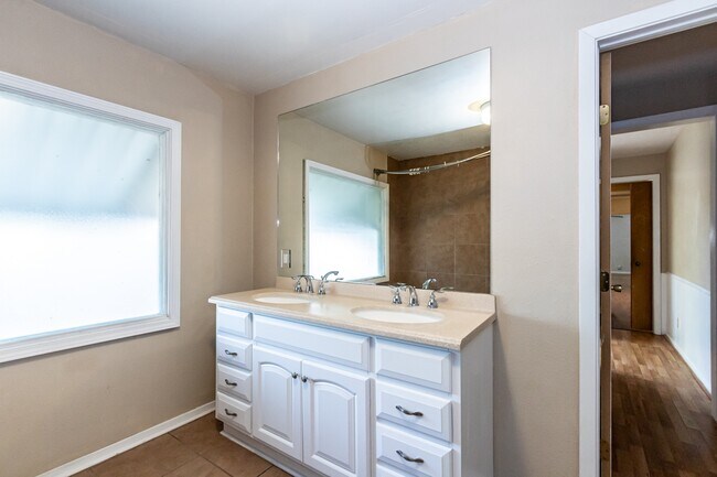 Building Photo - 3801 26th St