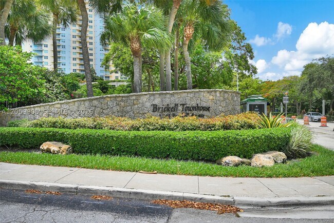 Building Photo - 2451 Brickell Ave