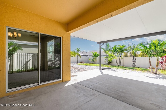 Building Photo - 899 Forest Trace Cir