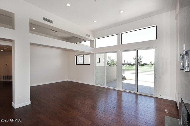 Building Photo - 8989 N Gainey Center Dr