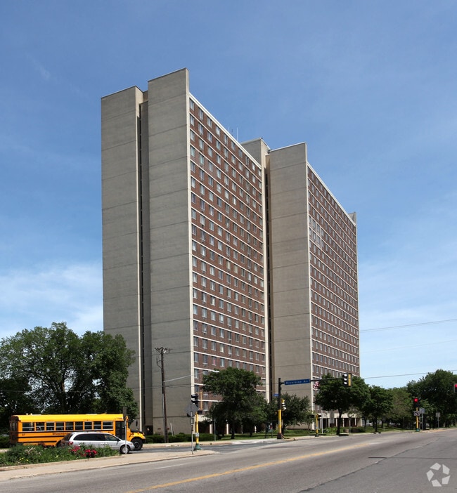 Seward Tower East 2910 E Franklin Ave Minneapolis MN 55406