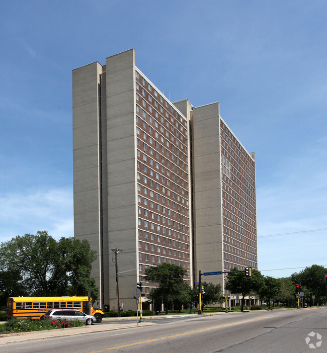 Primary Photo - Seward Tower East