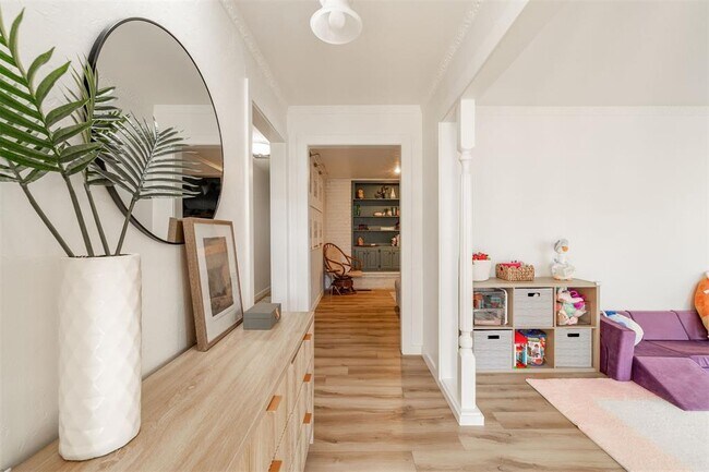 Building Photo - 4824 NW 73rd St