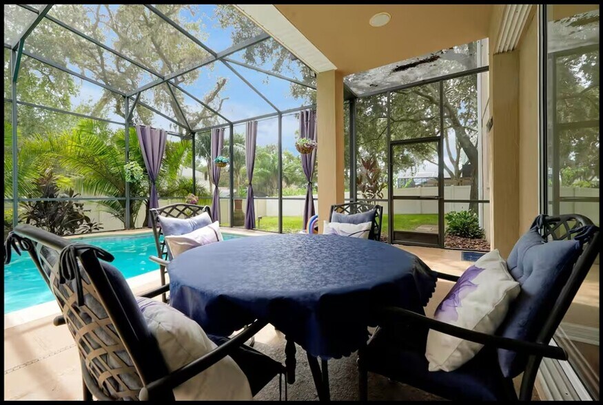 Building Photo - 2772 Ponkan Summit Dr