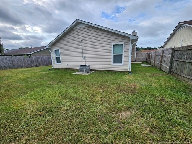 Building Photo - 2212 Mossycup Ln