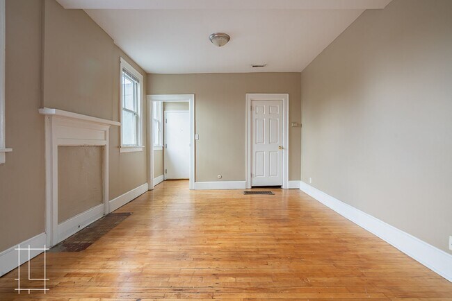 Building Photo - 2487-2491 Summit St.