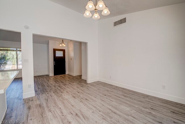 Building Photo - 5461 Palmyra Ave
