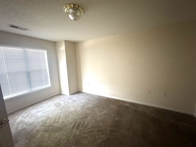 Building Photo - 11241 Avocet Ln