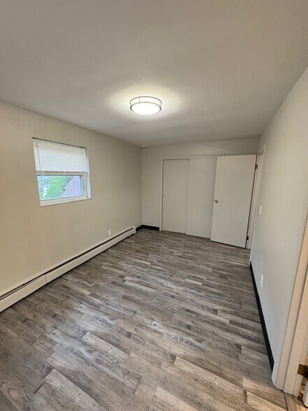 Building Photo - 2333 Highland Ave