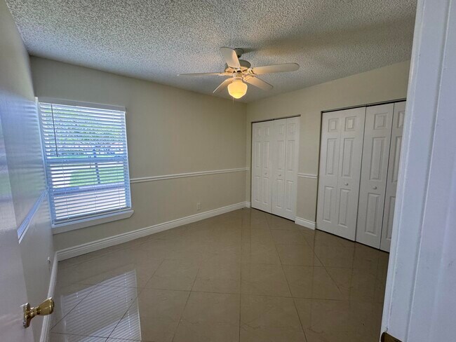 Building Photo - 20844 Concord Green Dr W