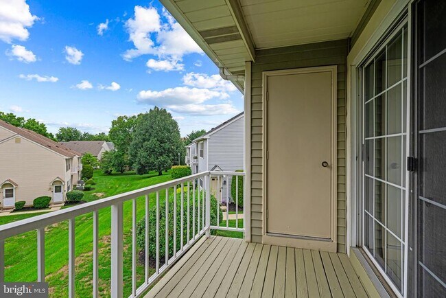 Building Photo - 3520B Neils Ct
