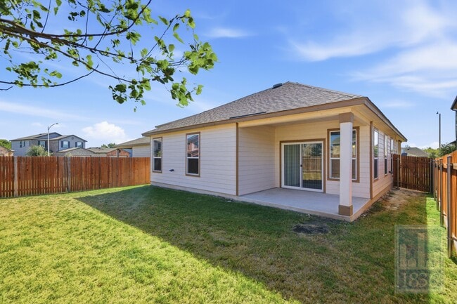 Building Photo - 408 Lynwood Gold Wy