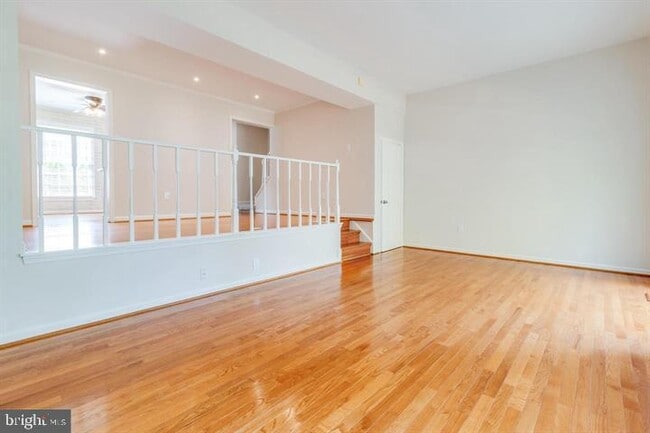 Building Photo - 6332 Teakwood Ct