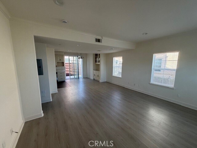 Building Photo - 788 S Stoneman Ave