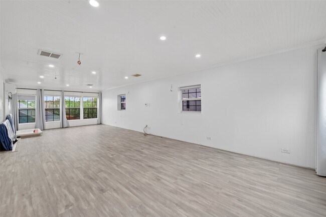 Building Photo - 19530 Harvest Stream Way