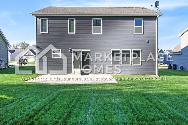 Building Photo - 3738 Byram Cir