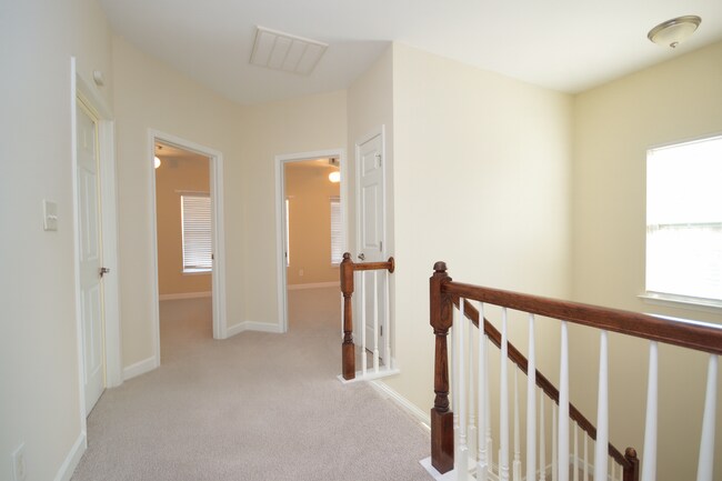 Building Photo - 306 Bally Shannon Way