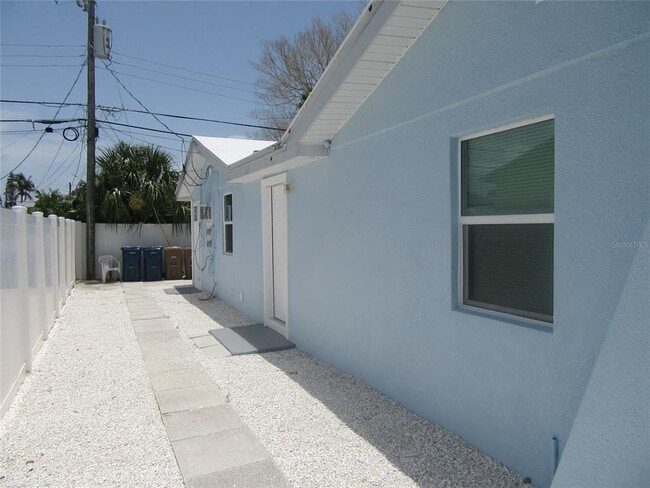 Building Photo - 223 148th Ave