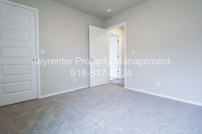 Building Photo - New Construction with Pond View! 4 Bed 2 Bath Broken Arrow