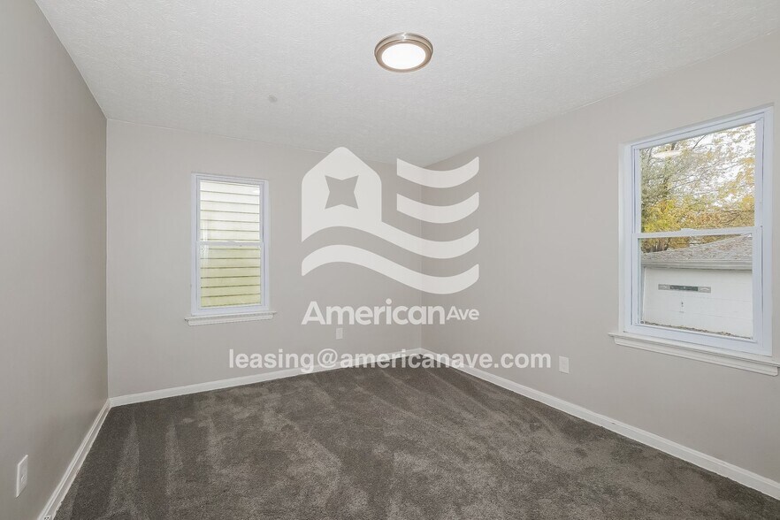 Building Photo - 15413 Fernway Dr