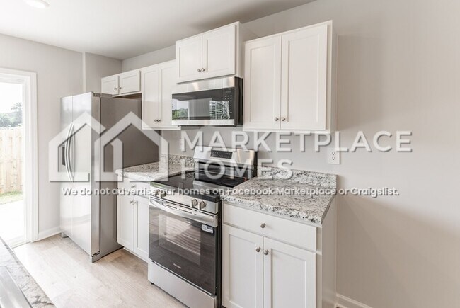 Building Photo - 4131 Hudson Ct SW