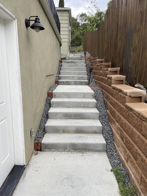 Building Photo - 8545 Lemon Ave