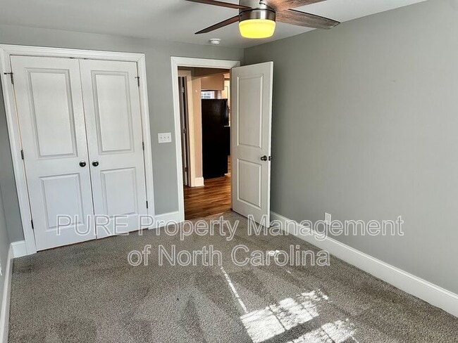 Building Photo - 708 Union St S