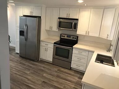 Building Photo - 4057 Brant St