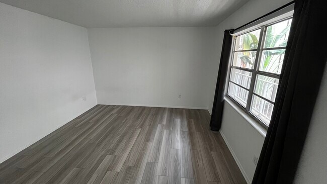 Building Photo - 7765 SW 86th St