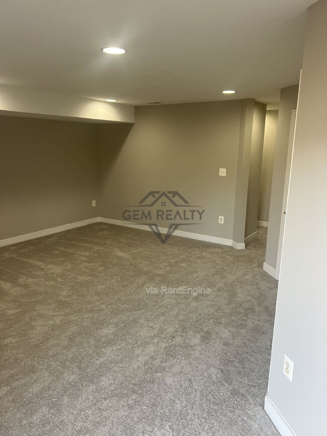 Building Photo - 3316 Broker Ln