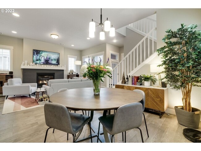 Building Photo - Beautiful Contemporary Home in Hillsboro near Reed's Crossing