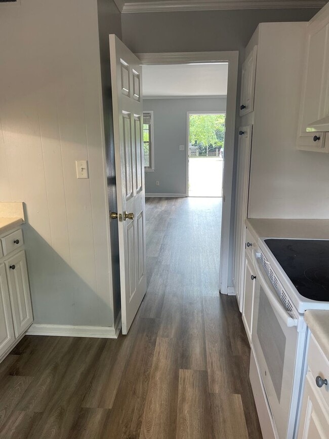 Building Photo - 2/1 MONTEREY APT IN NORMALTOWN!