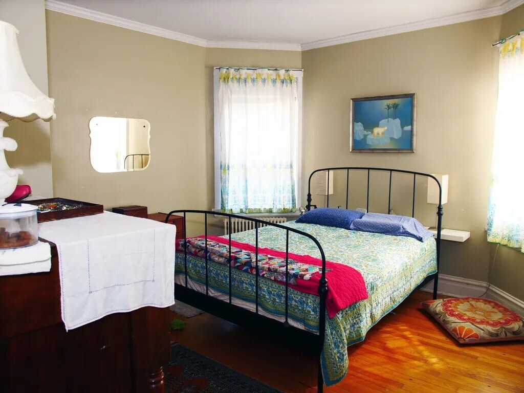 Building Photo - 5522 N Wayne Ave