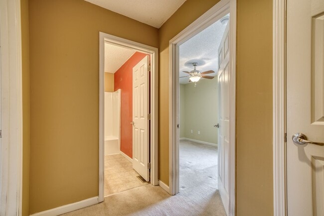 Building Photo - 147 Old State Rte 34