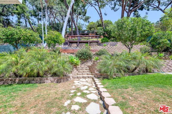 Building Photo - 4076 Tropico Way