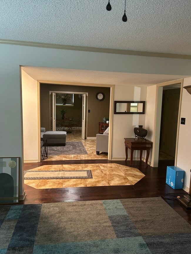 Building Photo - 331 Buena Vista Rd