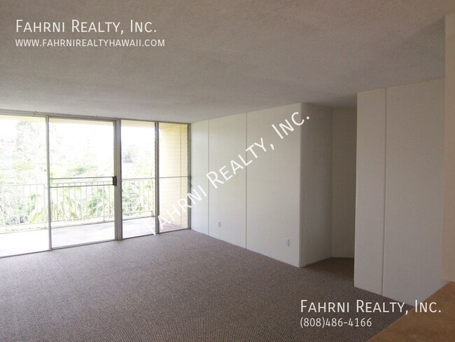 Building Photo - 95-2052 Waikalani Place B-207-